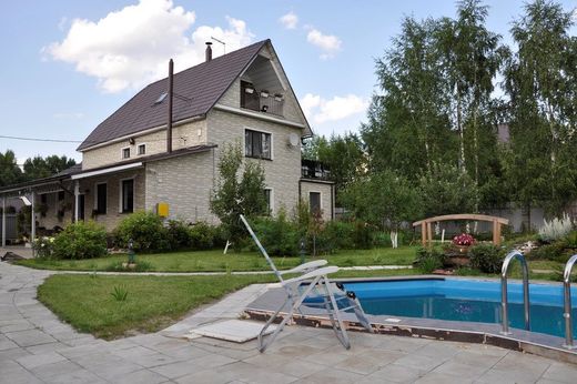 Luxury home in Kovalëvo, Leningrad