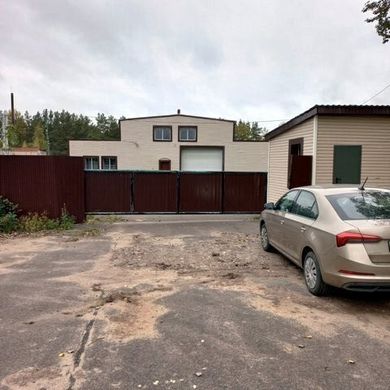 Land in Os'mino, Leningrad