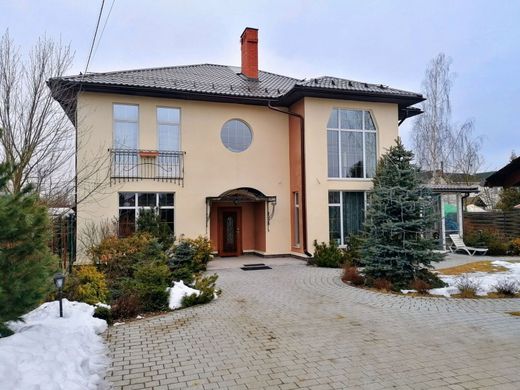 Luxury home in Maloye Karlino, Leningrad