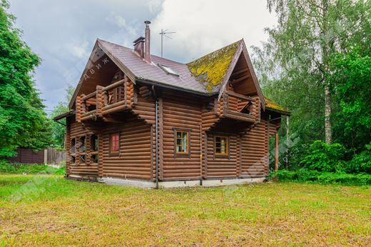 Toksovo, Leningrad Oblastの高級住宅