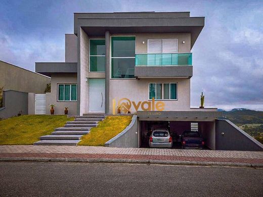 Villa in São José dos Campos, São Paulo