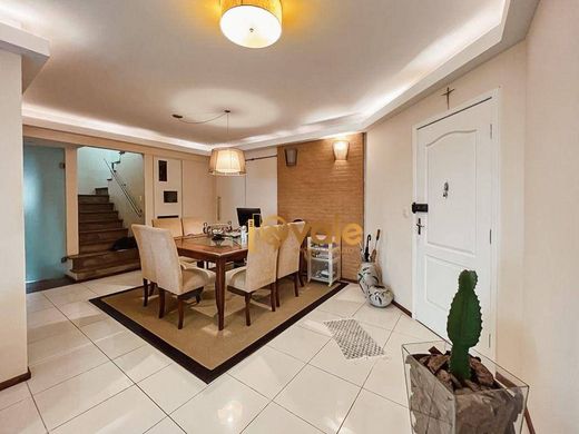 阁楼  São José dos Campos, São Paulo