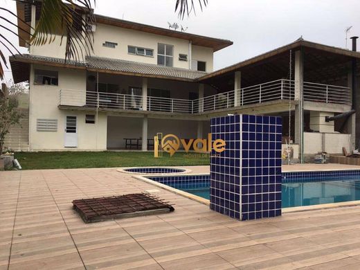 Villa - Jacareí, São Paulo