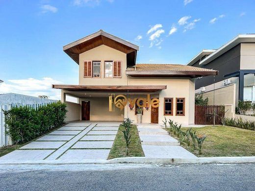 Villa en Jacareí, São Paulo