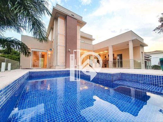 Villa a Jacareí, São Paulo