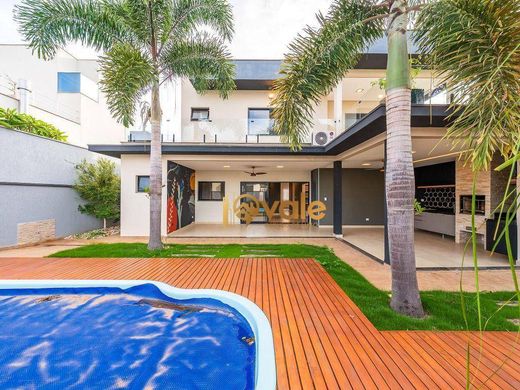 Villa in São José dos Campos, São Paulo