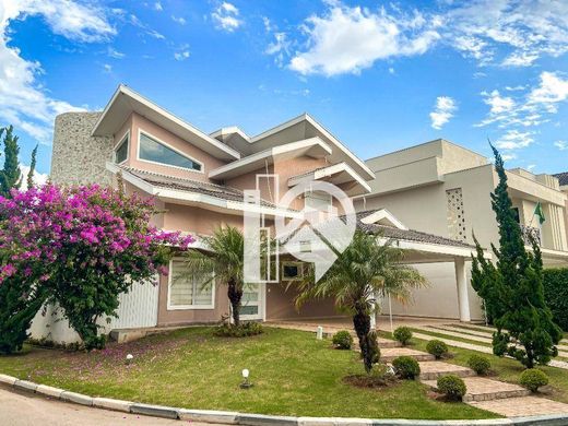 Βίλα σε Jacareí, São Paulo