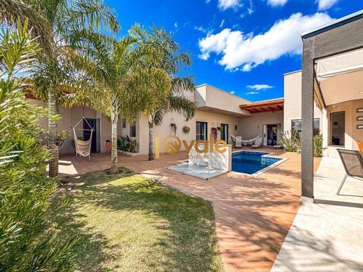 Villa in São José dos Campos, São Paulo