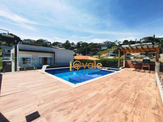 Villa - Jacareí, São Paulo