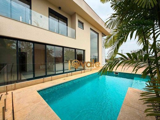 빌라 / São José dos Campos, São Paulo