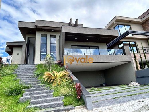 Villa in Caçapava, São Paulo
