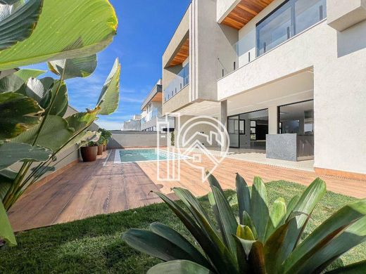 ﻓﻴﻼ ﻓﻲ São José dos Campos, São Paulo