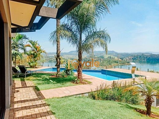 Villa en Igaratá, São Paulo