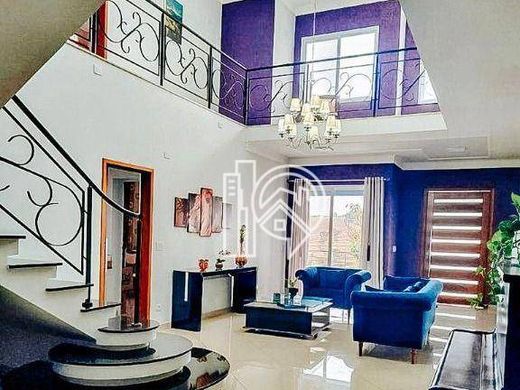 Βίλα σε Jacareí, São Paulo