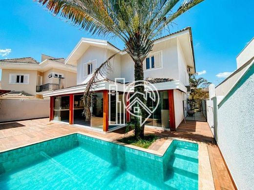 Villa a Jacareí, São Paulo