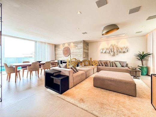 Villa a São José dos Campos, São Paulo