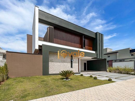 Villa a São José dos Campos, São Paulo