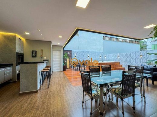 ﻓﻴﻼ ﻓﻲ São José dos Campos, São Paulo