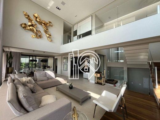 Βίλα σε São José dos Campos, São Paulo