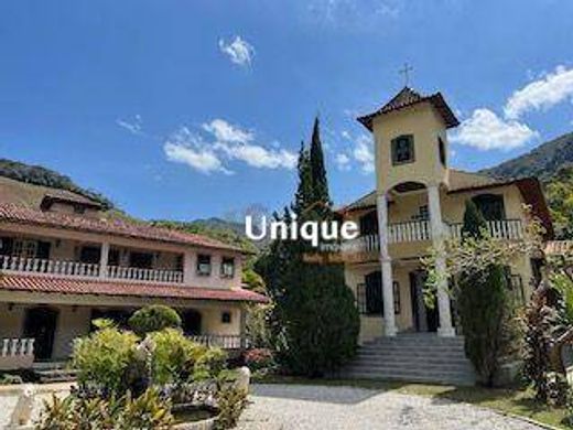 빌라 / Casimiro de Abreu, Rio de Janeiro