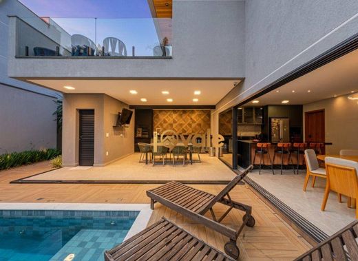 Villa a São José dos Campos, São Paulo