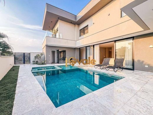 São José dos Campos, São Pauloのヴィラ