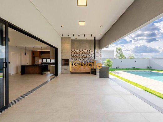 Villa a São José dos Campos, São Paulo