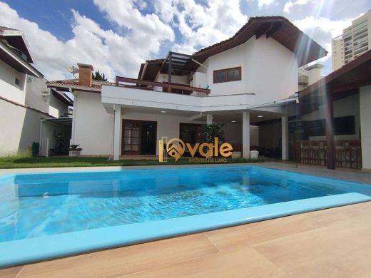 Βίλα σε São José dos Campos, São Paulo