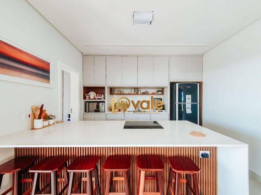 Villa - Jacareí, São Paulo