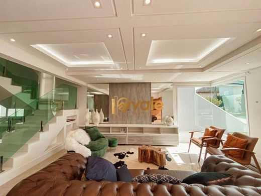 Villa en Jacareí, São Paulo