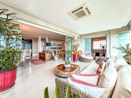 Piso / Apartamento en São José dos Campos, São Paulo