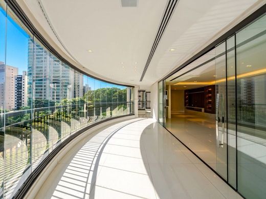 Piso / Apartamento en São José dos Campos, São Paulo