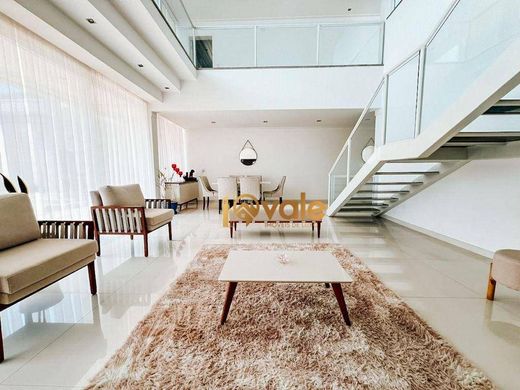 빌라 / Pindamonhangaba, São Paulo