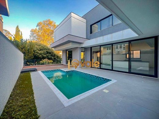 Villa in São José dos Campos, São Paulo