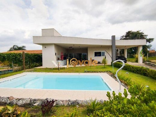 Βίλα σε Jacareí, São Paulo