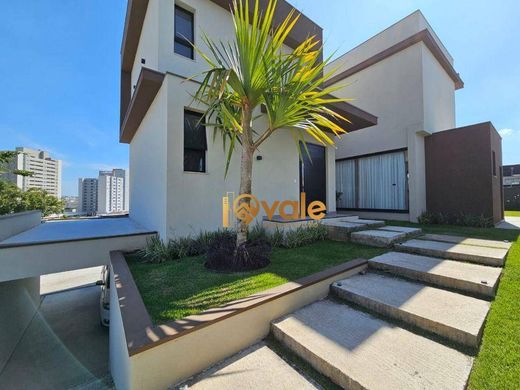 Βίλα σε São José dos Campos, São Paulo