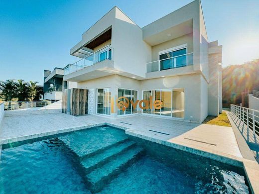 Villa in São José dos Campos, São Paulo