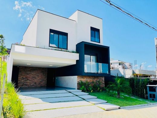 Villa in São José dos Campos, São Paulo