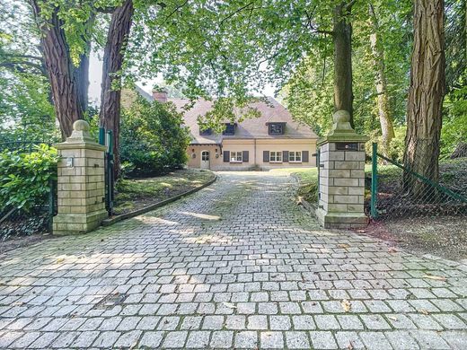 Villa in Kraainem, Flemish Brabant Province