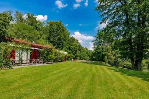 Villa in La Hulpe, Walloon Brabant Province