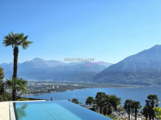 Villa in Brione sopra Minusio, Locarno District