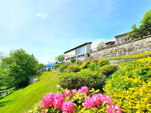 Villa a Sant Antonino, Bellinzona District