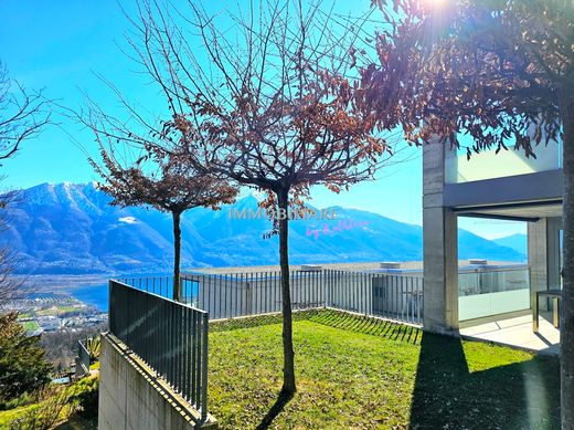 Appartamento a Contra, Locarno District