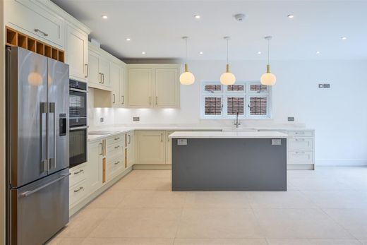 Luxury home in Chipstead, Surrey