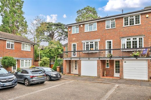 Αστικό ακίνητο σε Chipstead, Surrey