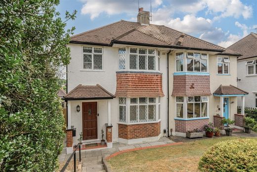 Twee-onder-een-kapwoning in Coulsdon, Greater London