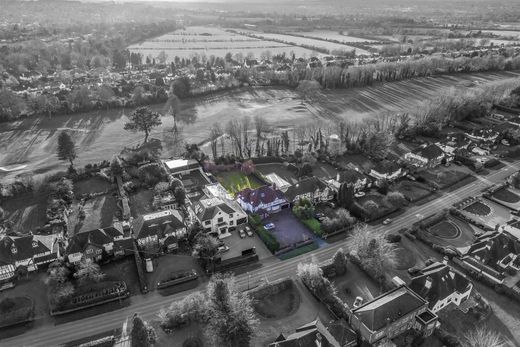 ‏בית חד-משפחתי ב  Banstead, Surrey