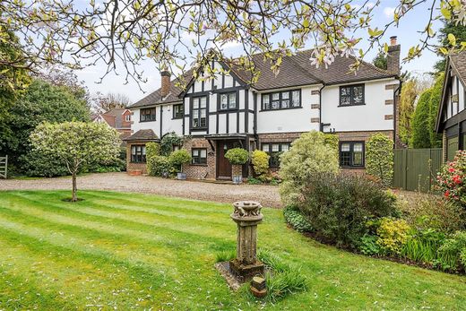 Casa Independente - Chipstead, Surrey