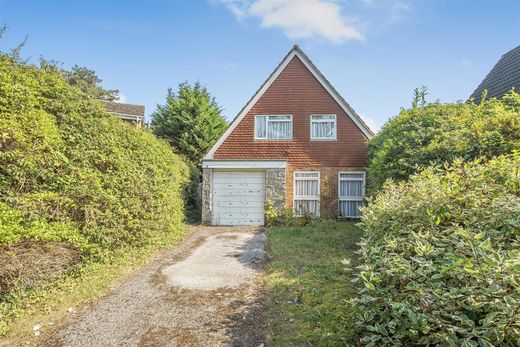 Detached House in Banstead, Surrey