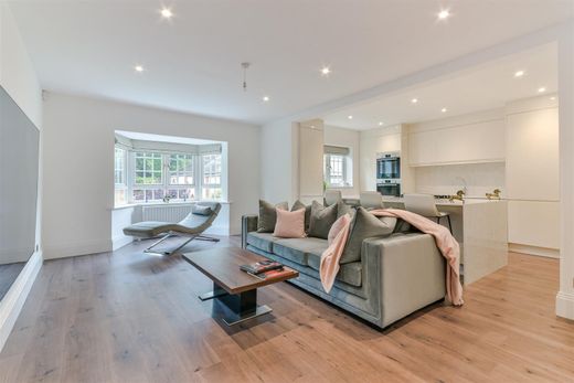 Piso / Apartamento en Kingswood, Surrey
